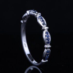 10KW Gold Sapphire Band Ring size 5.5